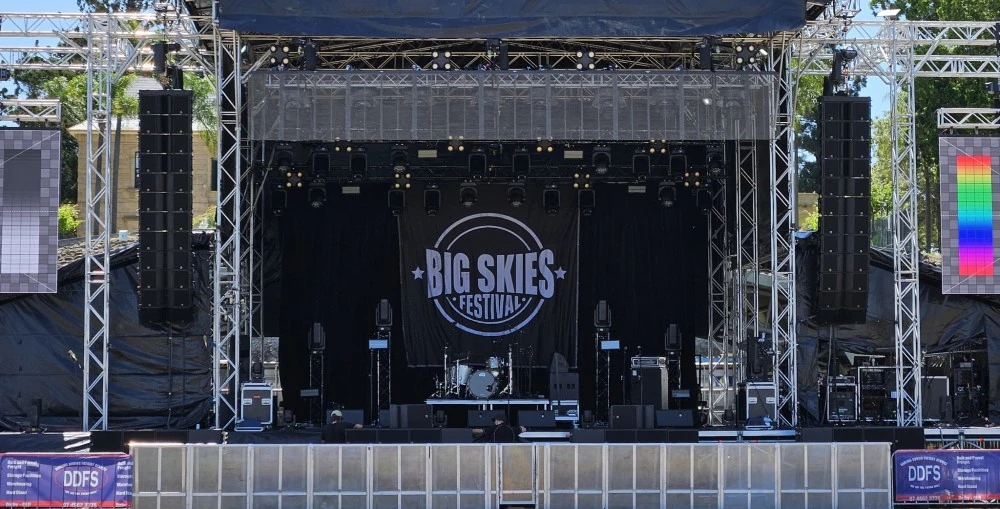 BSG designed and commissioned a comprehensive package of sound, lighting, and vision technologies that ensured a fully immersive sensory experience for everyone at the Big Skies Festival 2024