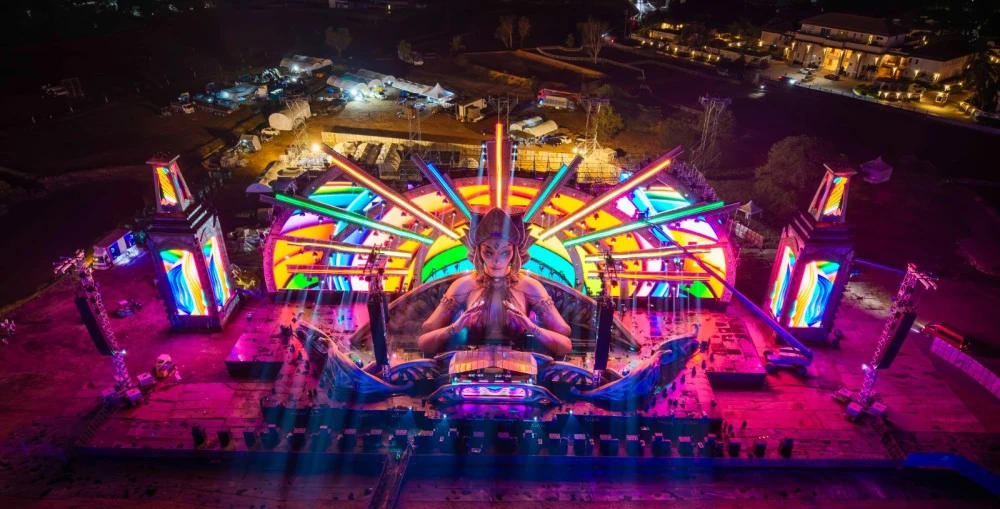 Aerial view of the breathtaking kineticFIELD stage at EDC Thailand 2025 with the INFiLED AM mk2 displays shining bright