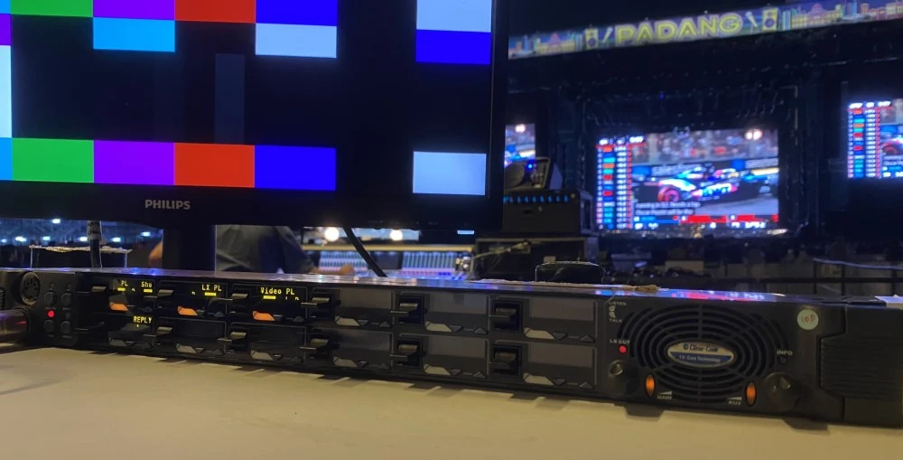 Clear-Com’s global rental partner, CSP Productions deployed Clear-Com’s Eclipse® HX digital matrix, FreeSpeak II® digital wireless intercom, and Encore® analog systems at the Padang Stage during the 2024 Singapore Airlines Formula 1 Singapore Grand Prix